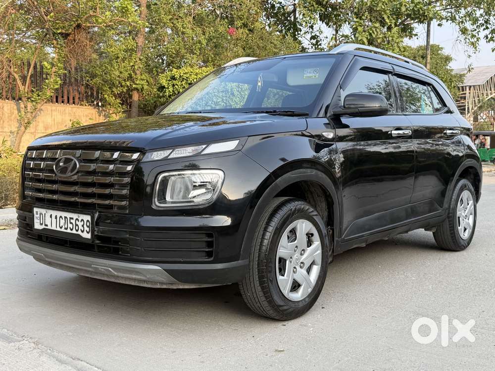 Hyundai Venue S 1.2 Petrol, 2022, Petrol