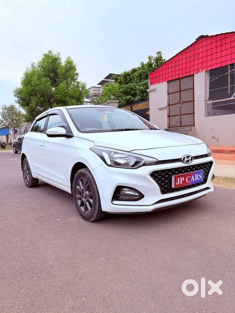 Hyundai I20 Sportz Plus, 2020, Petrol