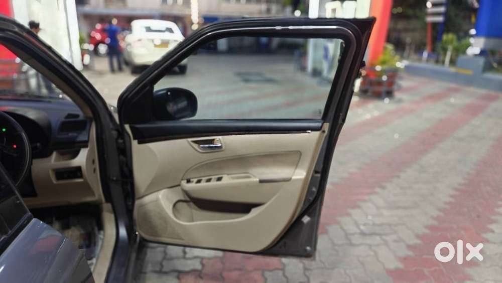 Maruti Suzuki Swift Dzire Vxi Optional, 2013, Petrol