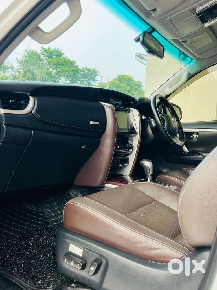 Toyota Fortuner 4x2 At 2.8 Diesel, 2019, Diesel