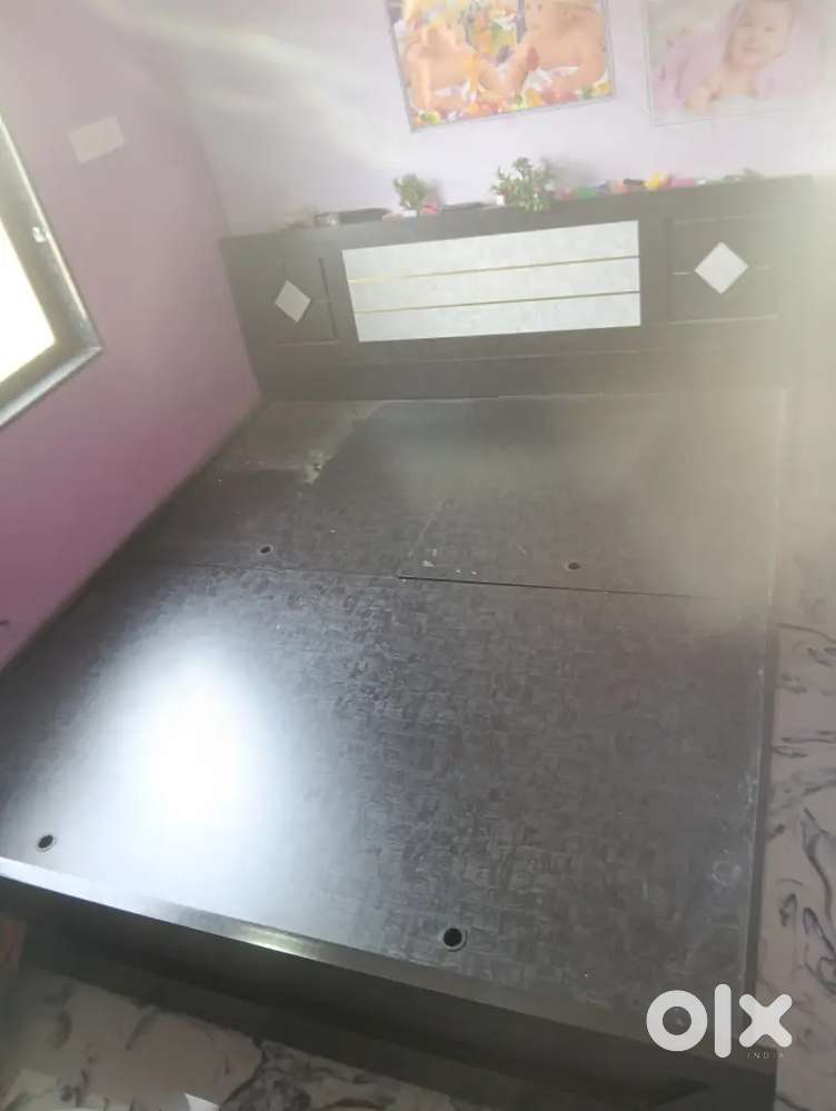 6. By 6 bed long