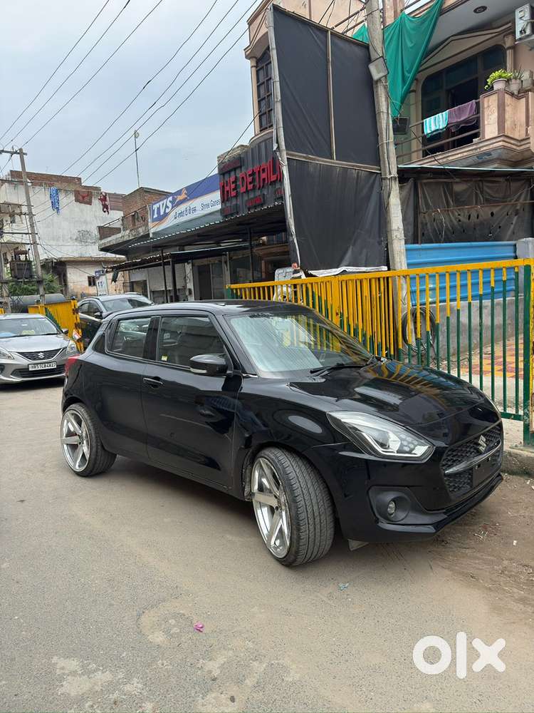Maruti Suzuki Swift 2023 Petrol 30000 Km Driven