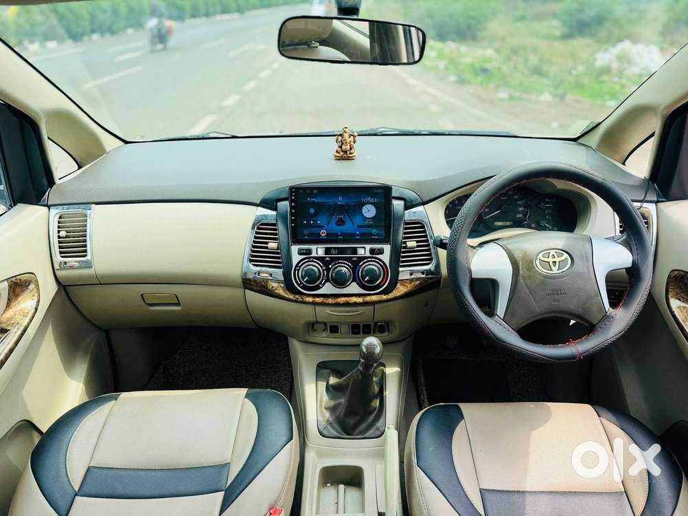 Toyota Innova 2.5 Gx 7 Str Bs-iii, 2014, Diesel