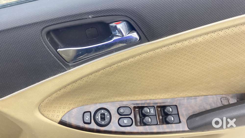 Hyundai Verna Fluidic 1.6 Crdi Sx Opt, 2014, Diesel