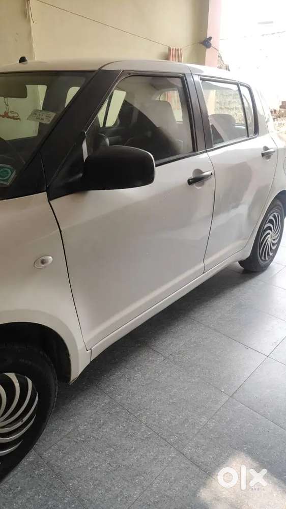 Swift 2009 Maruti Suzuki Petrol
