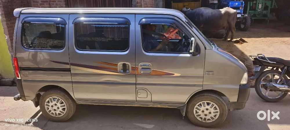 Koi Kami Nahi Hai Saaf Candition Hai