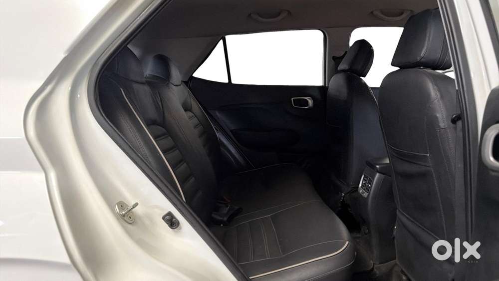 Hyundai Venue 1.2 S Plus, 2021, Petrol