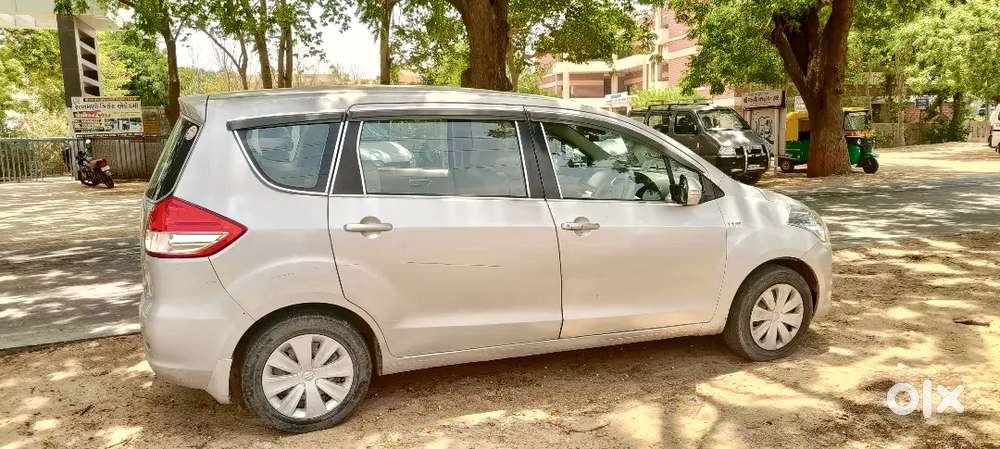 Maruti Suzuki Ertiga 2015 Cng & Hybrids 78850 Km Driven,lovato Cng Kit