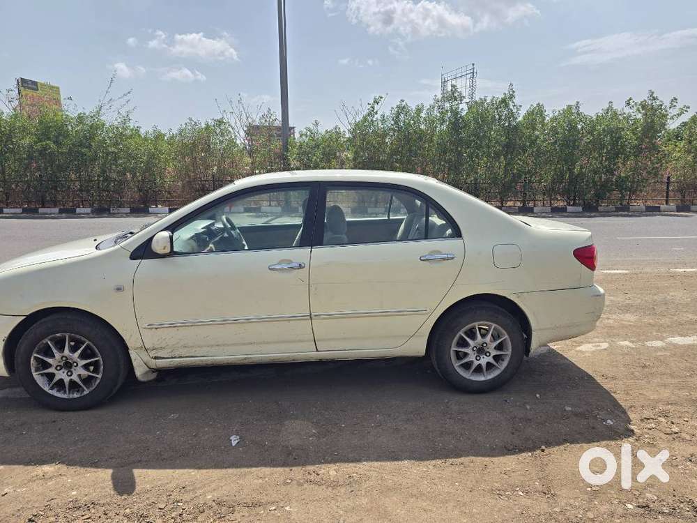 Corolla 1.8e Petrol+cng