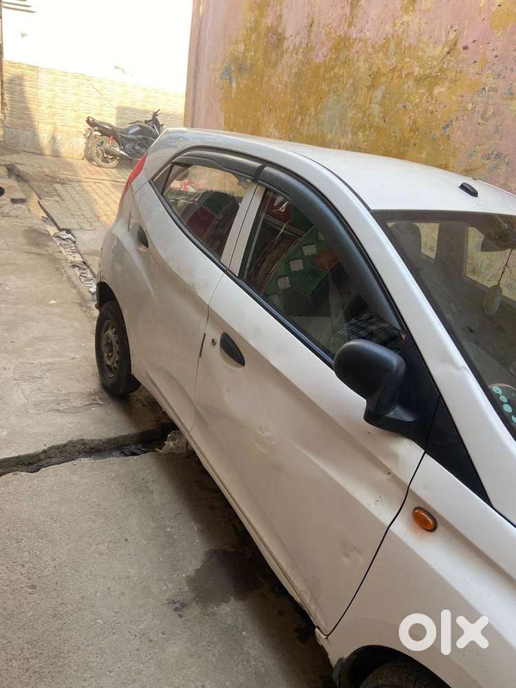 Hyundai Eon Petrol Well Maintained