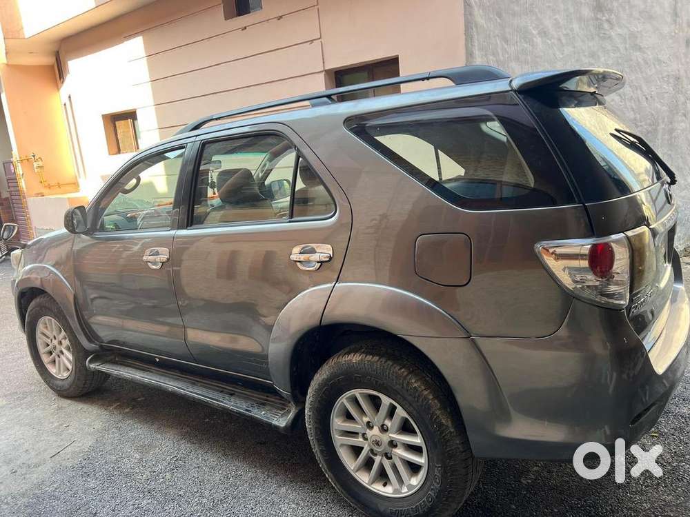 Toyota Fortuner 2009 Diesel Well Maintained