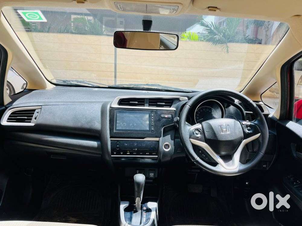 Honda Jazz V Automatic, 2018, Petrol