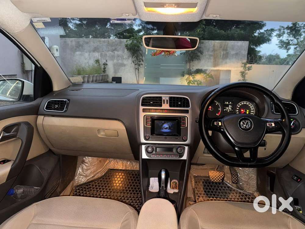 Volkswagen Vento Highline Plus 1.6 Tdi Automatic — 2016