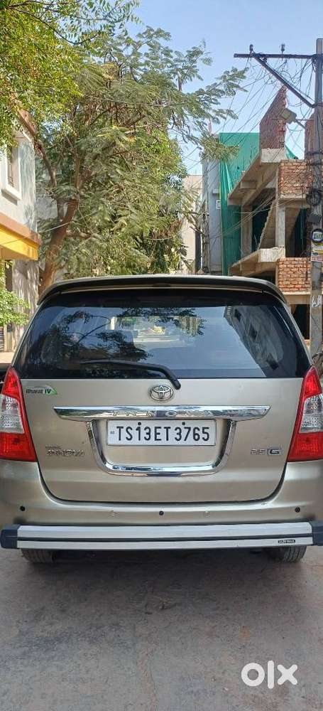Toyota Innova 2.5 G (diesel) 8 Seater, 2011, Diesel