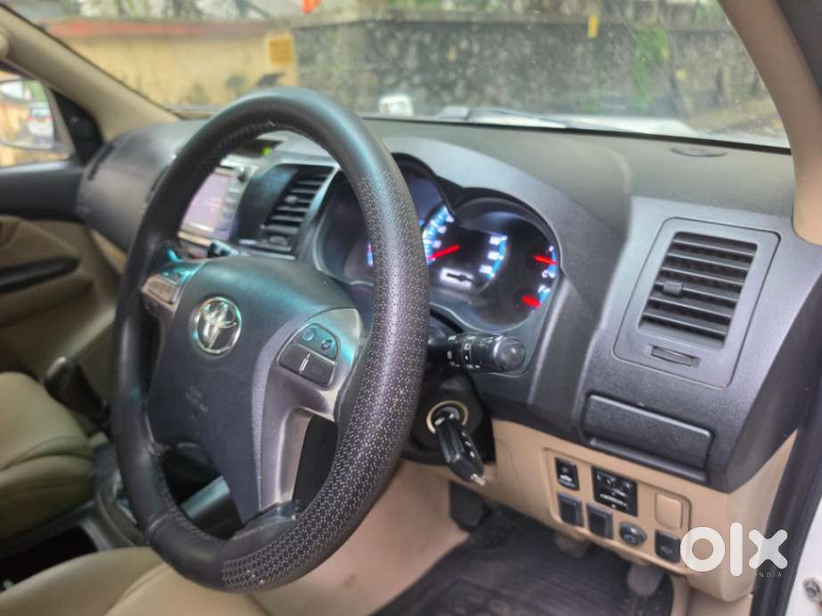 Toyota Fortuner 3.0 4x2 Mt, 2015, Diesel
