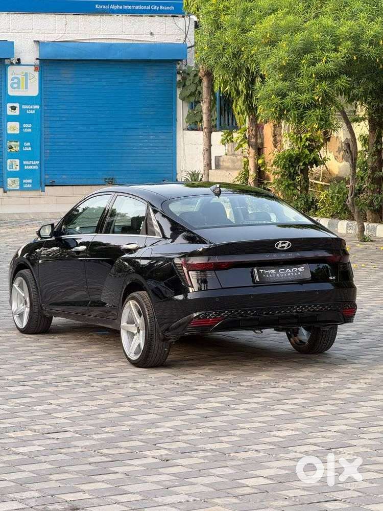 Hyundai Verna 1.5 Sx Vtvt Ivt, 2023, Petrol