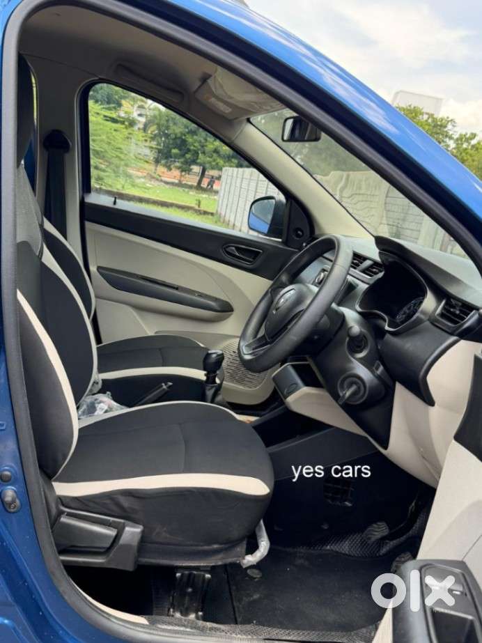 Renault Triber Rxl, 2023, Petrol