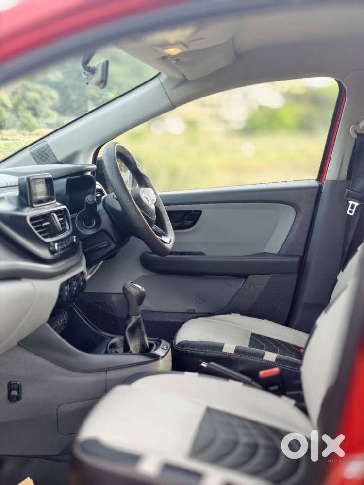 Tata Altroz 1.2 Xm, 2020, Petrol