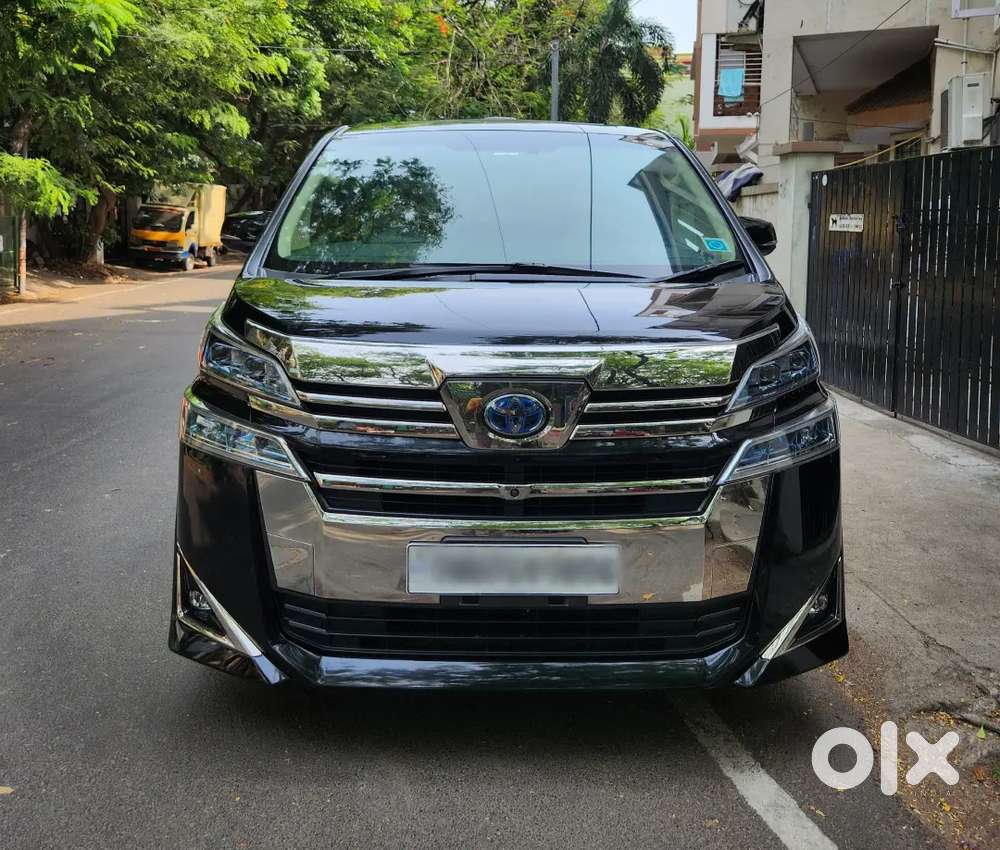 Toyota Vellfire 2.5 Executive Lounge, 2020, Petrol