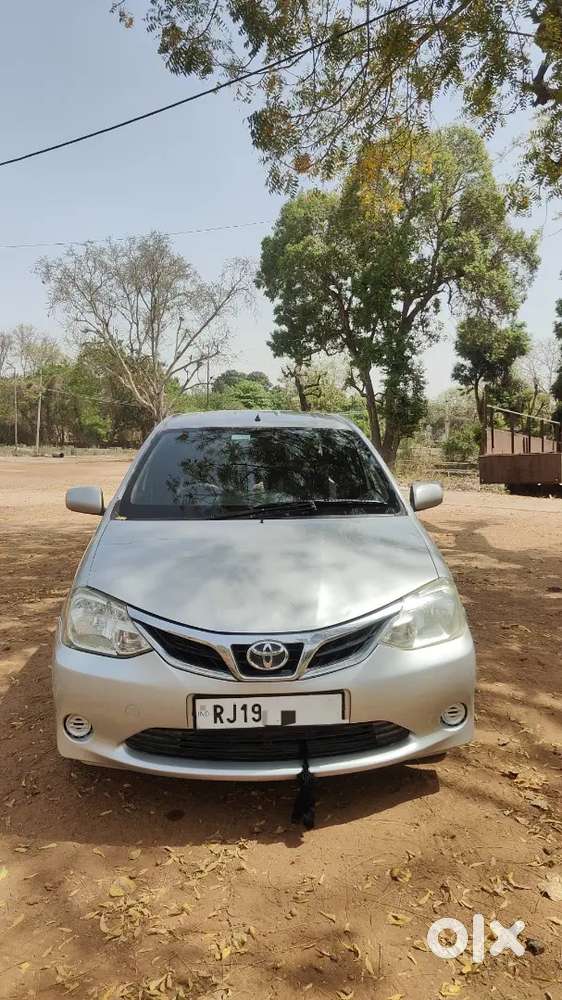 Do Gadi Already Padi Hai Ek Gadi Sel Karni Hai