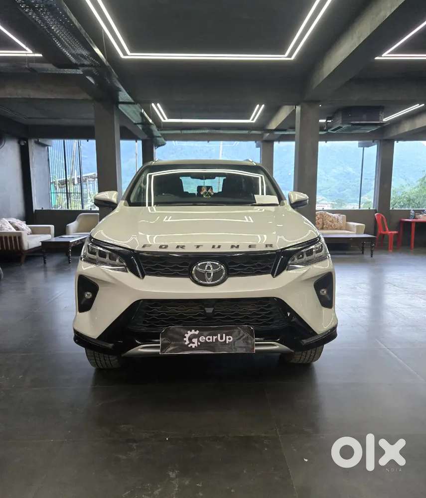 Toyota Fortuner Legender 4x4 2025