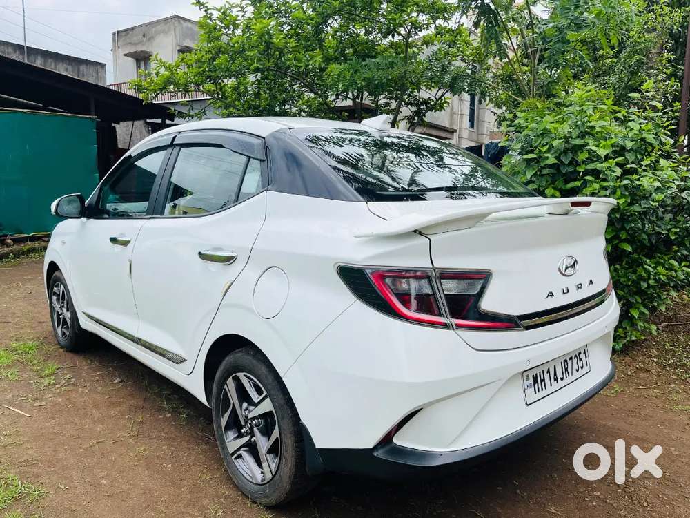 Hyundai Aura Top Model