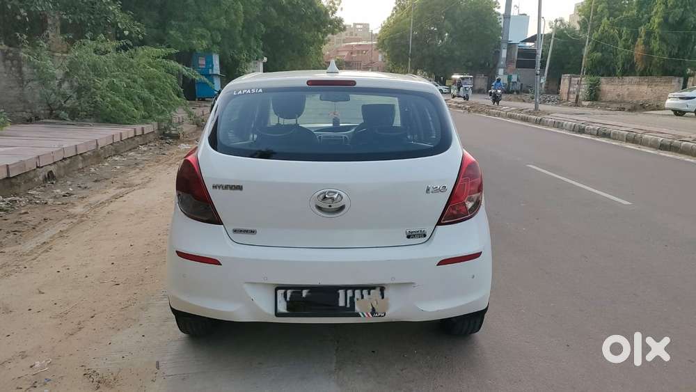 Hyundai I20 Sportz 1.4 Crdi 6 Speed Bs-iv, 2013, Diesel