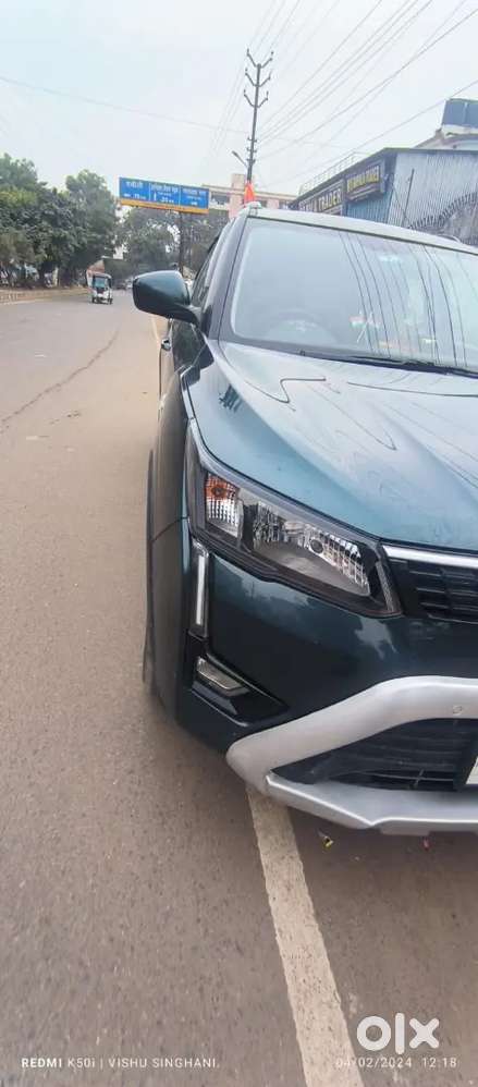 Mahindra Xuv300 Turbosport 2023 Petrol Well Maintained