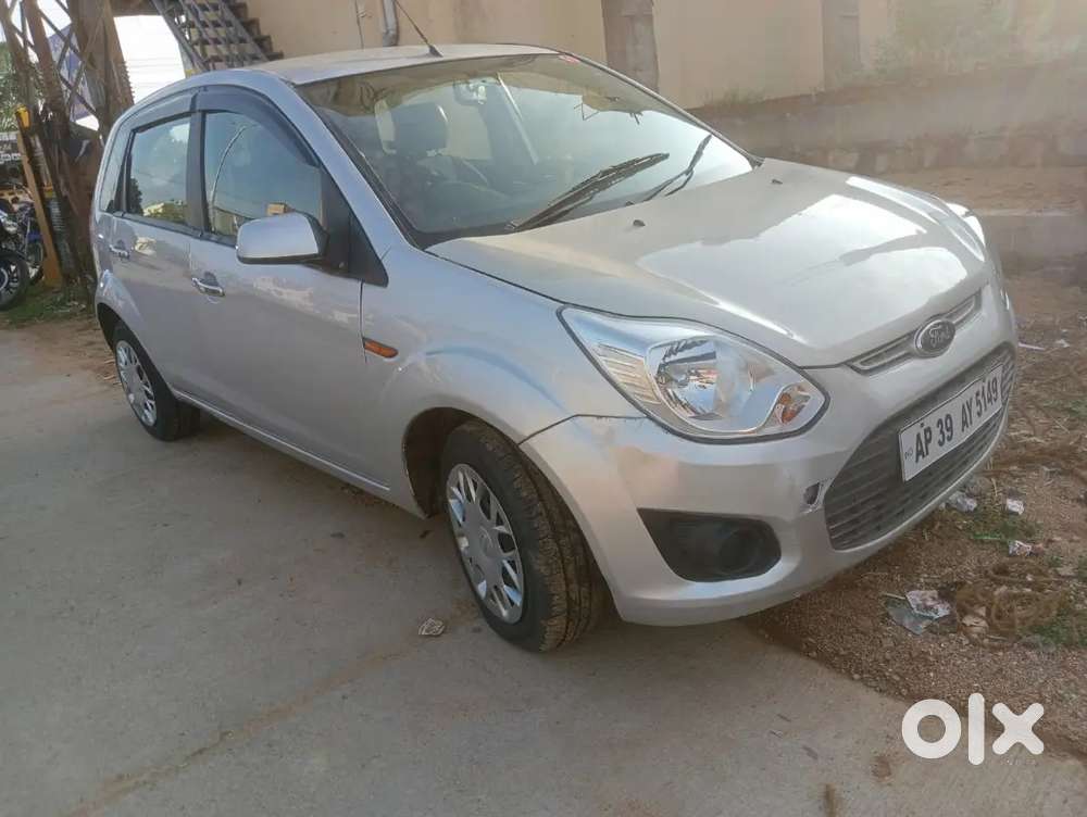 Ford Figo 1.4 Duratorq 2015 All Good Condition Car Desil No Time Pass