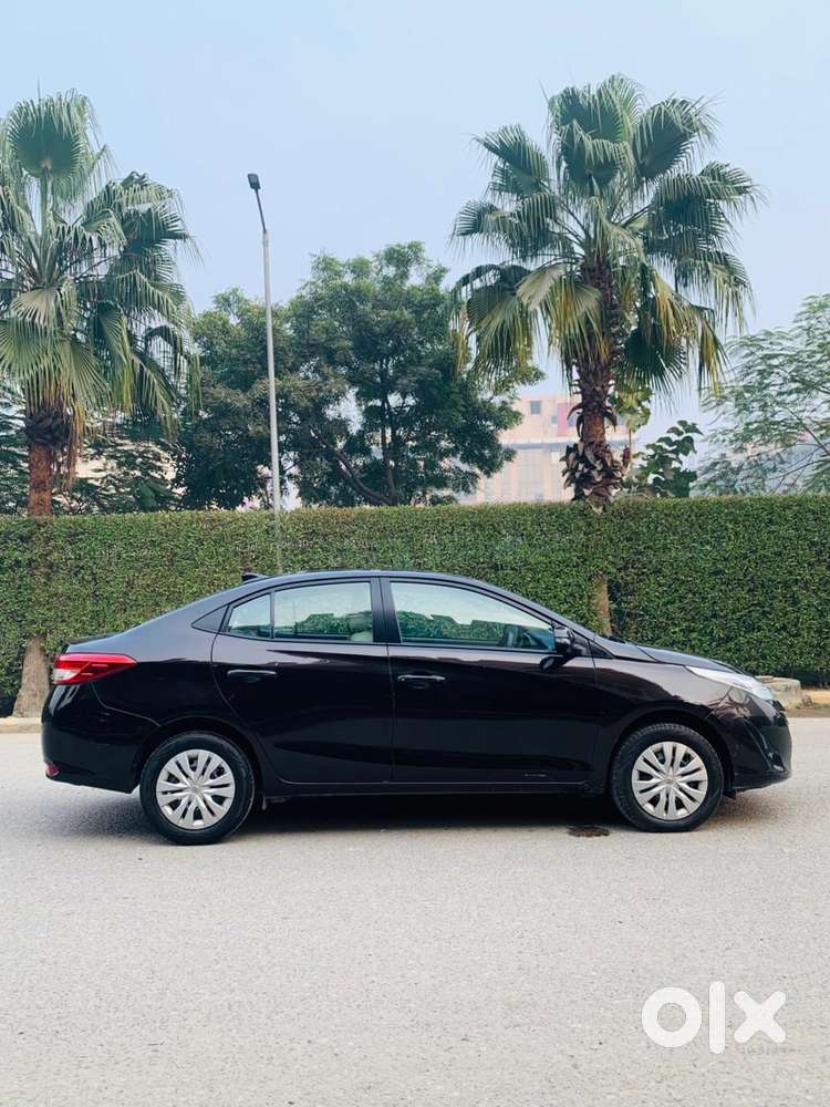 Toyota Yaris G Cvt, 2019, Petrol