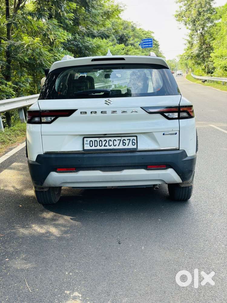 Maruti Suzuki Brezza Zxi Plus At, 2022, Petrol
