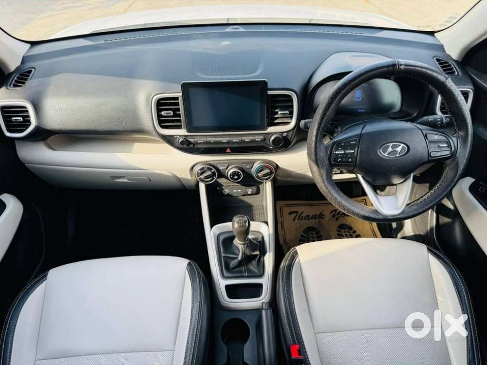 Hyundai Venue 1.2 S (o), 2023, Petrol