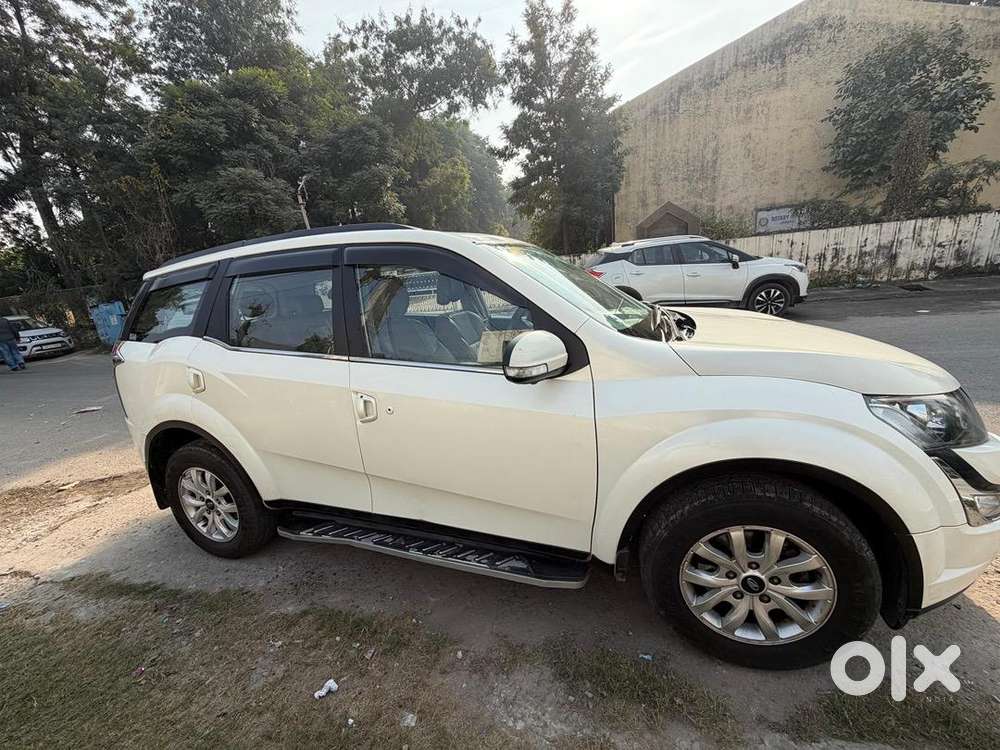 Mahindra Xuv500 2016 Diesel 82000 Km Driven