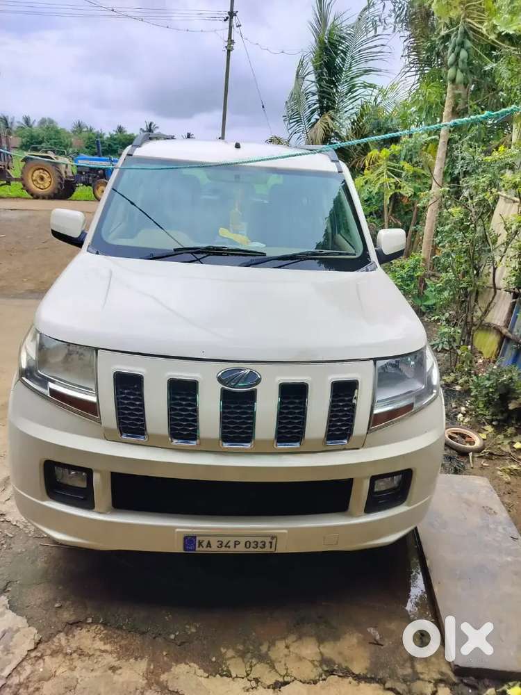 Mahindra Tuv 300 2018