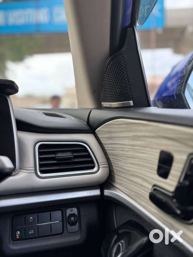 Mahindra Xuv 7xo Ax7 Diesel, 2023, Diesel