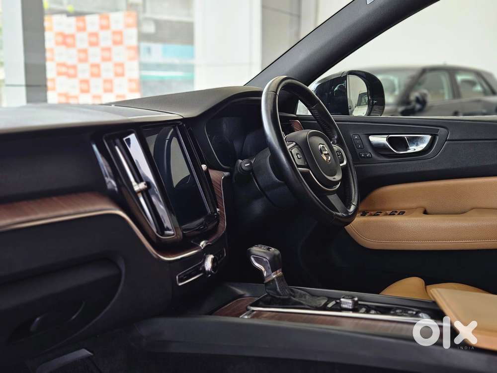 Volvo Xc60 Momentum D4, 2019, Diesel