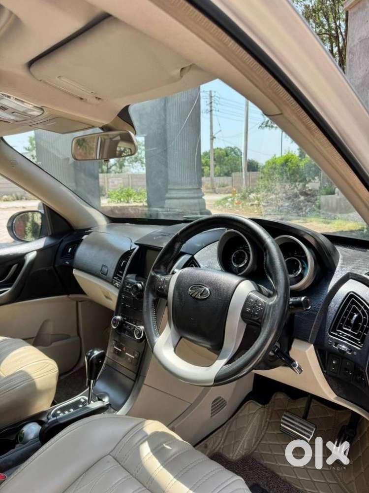 Mahindra Xuv500 At W10 Fwd, 2016, Diesel