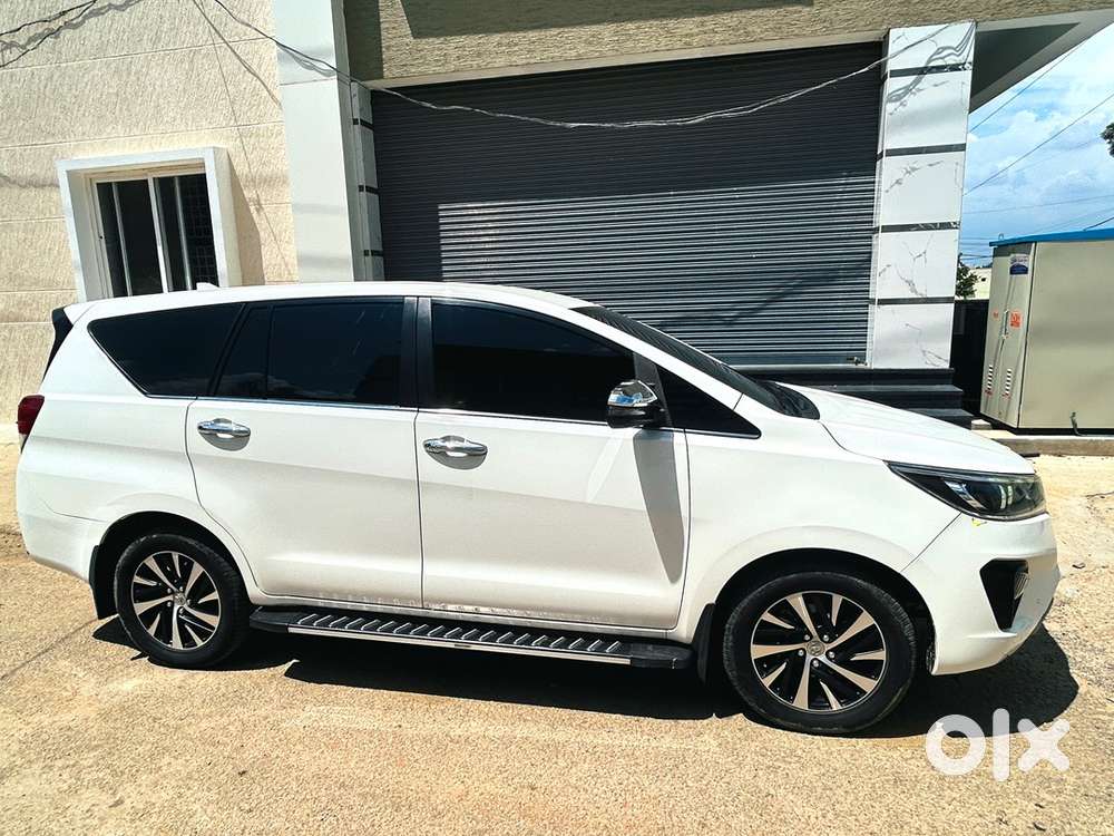 Toyota Innova Crysta 2021
