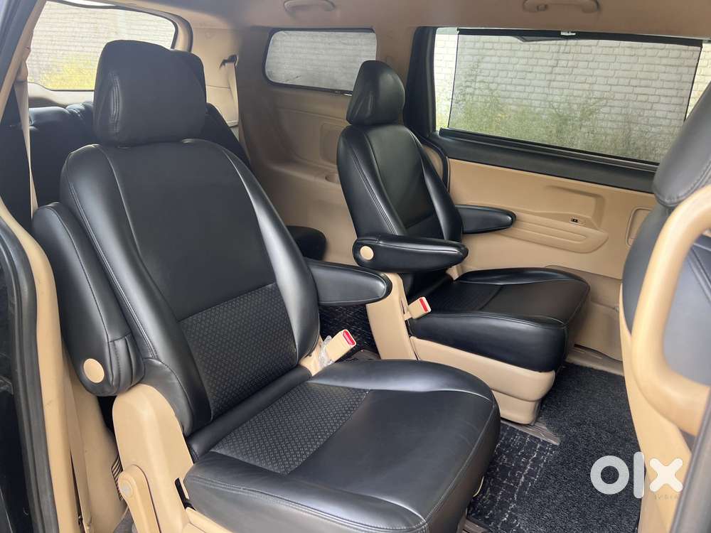 Kia Carnival Premium, 2020, Diesel