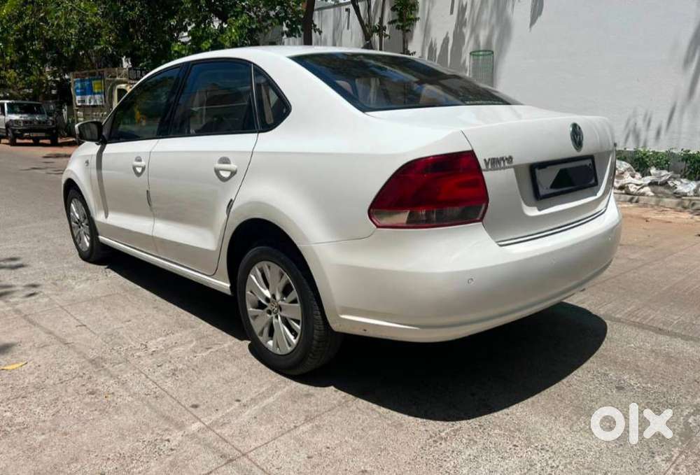 Volkswagen Vento 2010-2013 Petrol Highline At, 2015, Petrol