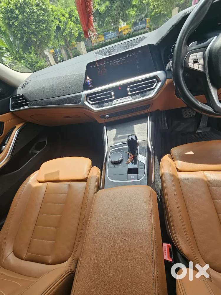 Newcondition Bmw 330 Li 2022 Petrol (all Service/repair Done From Bmw)