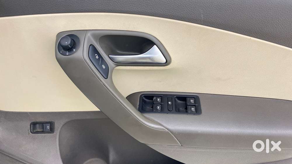 Volkswagen Vento 2010-2013 Petrol Highline At, 2014, Petrol