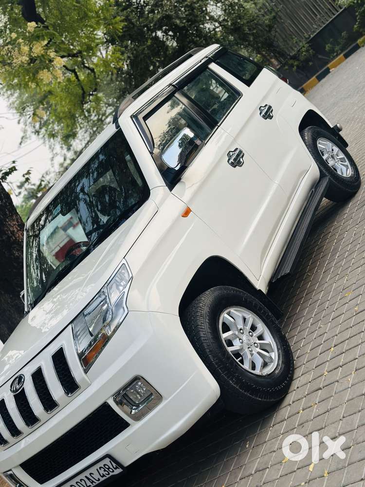 Mahindra Xuv300 W8 Diesel, 2016