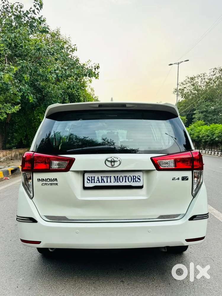Toyota Innova Crysta [2020-ongoing] 2.4 Vx 7 Str, 2017, Diesel