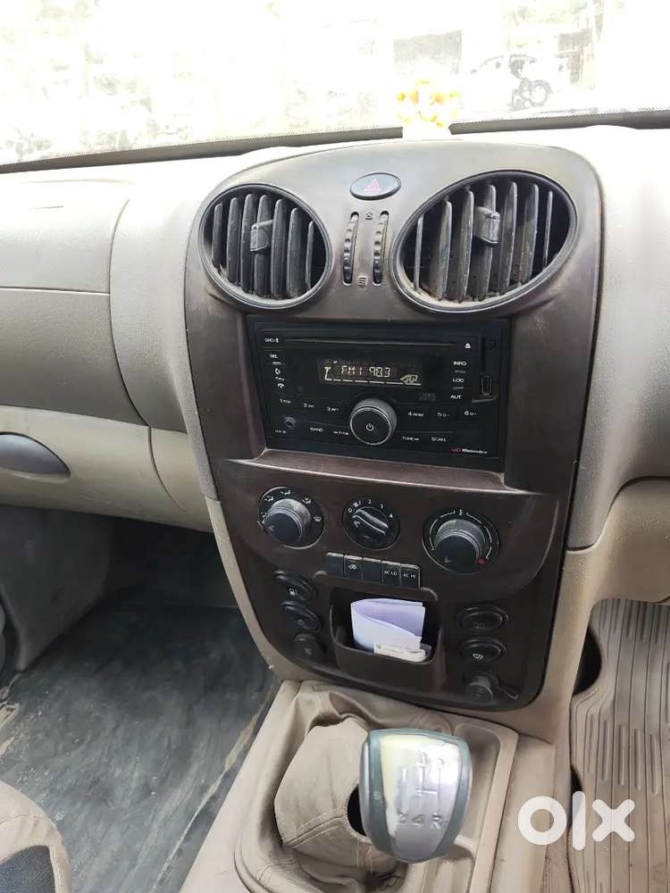 Mahindra Scorpio 2013 Diesel Well Maintained New Tyer & Insurance