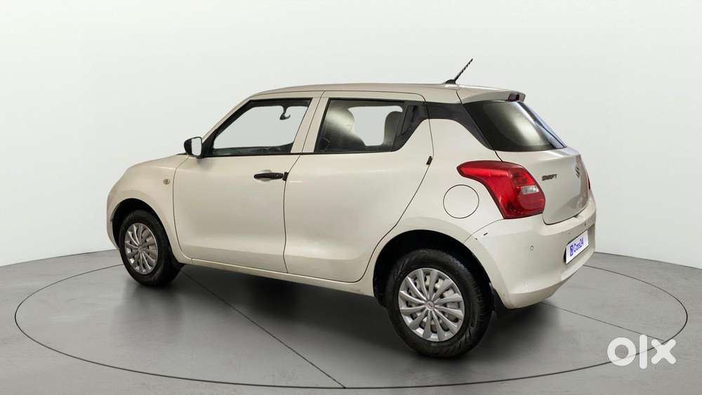 Maruti Suzuki Swift Vvt Lxi, 2022, Petrol