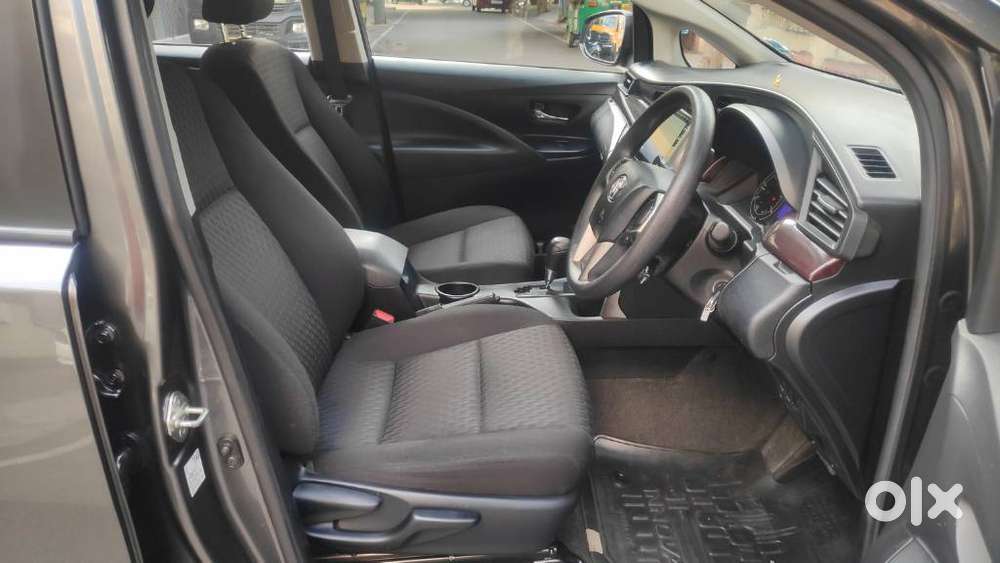 Toyota Innova Crysta [2020-ongoing] 2.4 Gx At 8 Str, 2021, Diesel