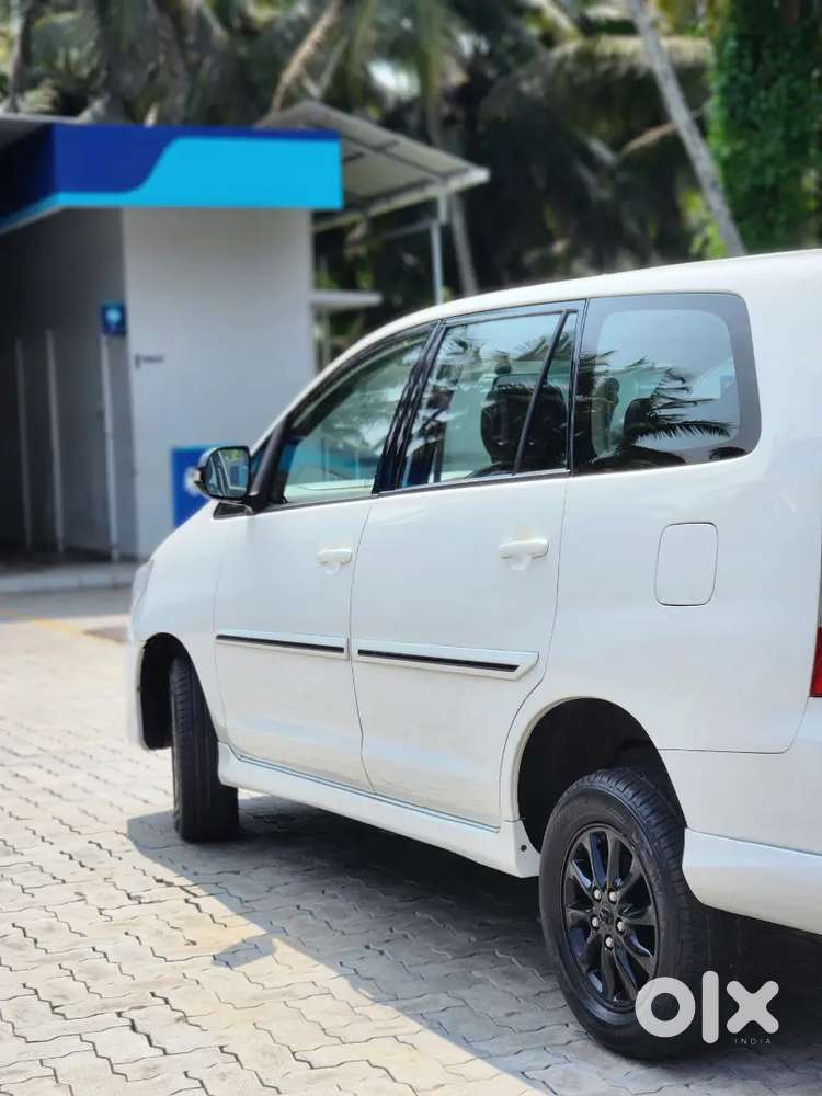 Toyota Innova 2013
