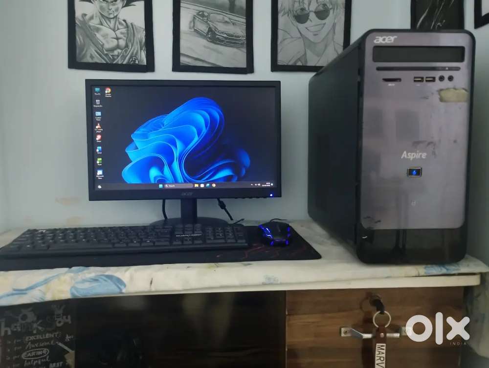 Budget basic study pc with 18 inch display and keybord and gaming mous