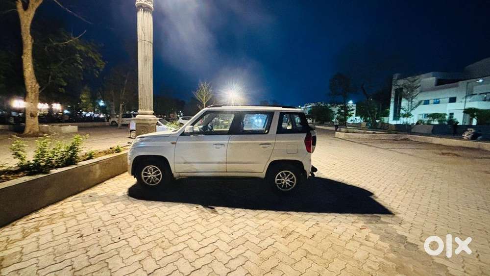 Mahindra Tuv 300 2017 Diesel Well Maintained